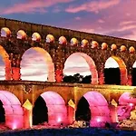 빌라 Tous Conforts Dans Village Calme Proche Uzes