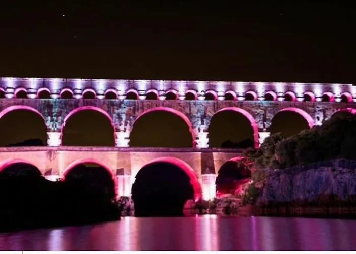 Villa Tous Conforts Dans Village Calme Proche Uzes